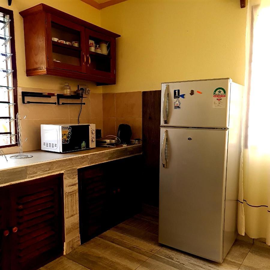 Apartmenthaus Salama Villen In Diani Diani Beach Εξωτερικό φωτογραφία
